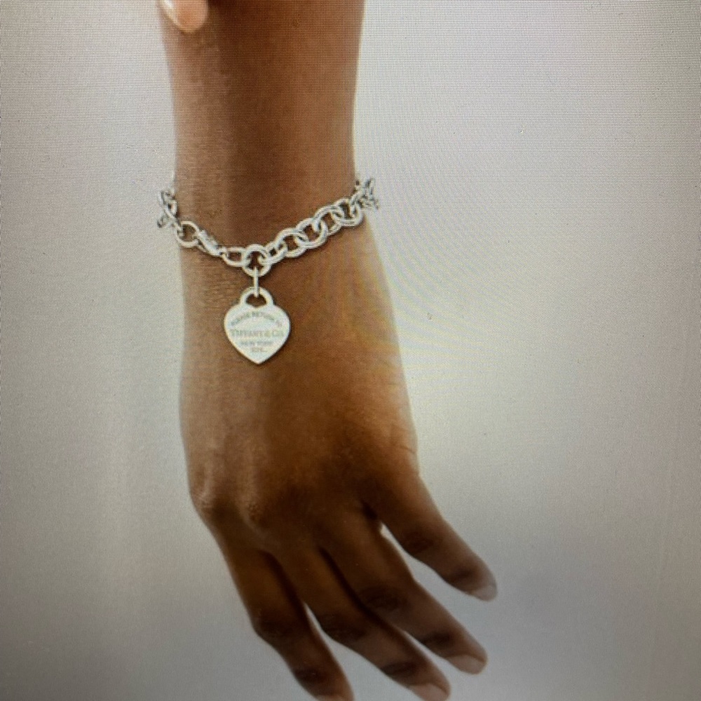 Return to Tiffany Heart Tag Charm Bracelet - Picture 3 of 3